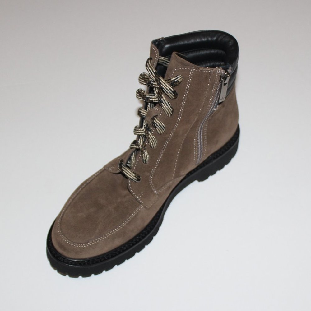 AQUATALIA MAYRA TAUPE/BLACK WATHERPROOF LEATHER BOOT US 9.5
